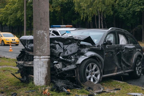 La necesidad legal de un seguro de coche: protección, riesgos y acompañamiento para decidir mejor
